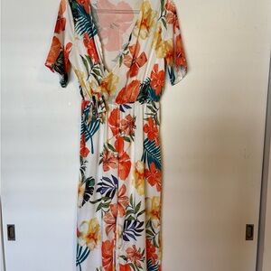 Floral tropical V-Neck jumpsuit